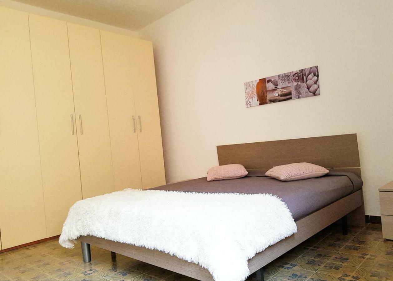 ألغيرو Family Apartment On The Beach المظهر الخارجي الصورة